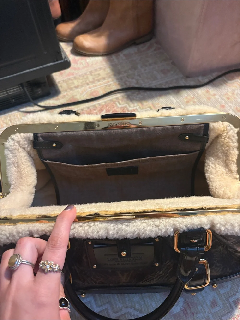 Louis Vuitton Brown Monogram Patent and Cream Shearling Trim Satchel - Picture 15 of 16